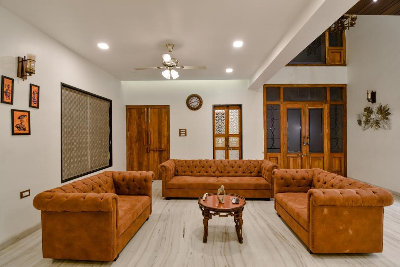 Lifeline Villas - Luxurious Taraangan 4 Mountain View Villa With Biggest Pool And Huge Open Area Lonavla Zewnętrze zdjęcie