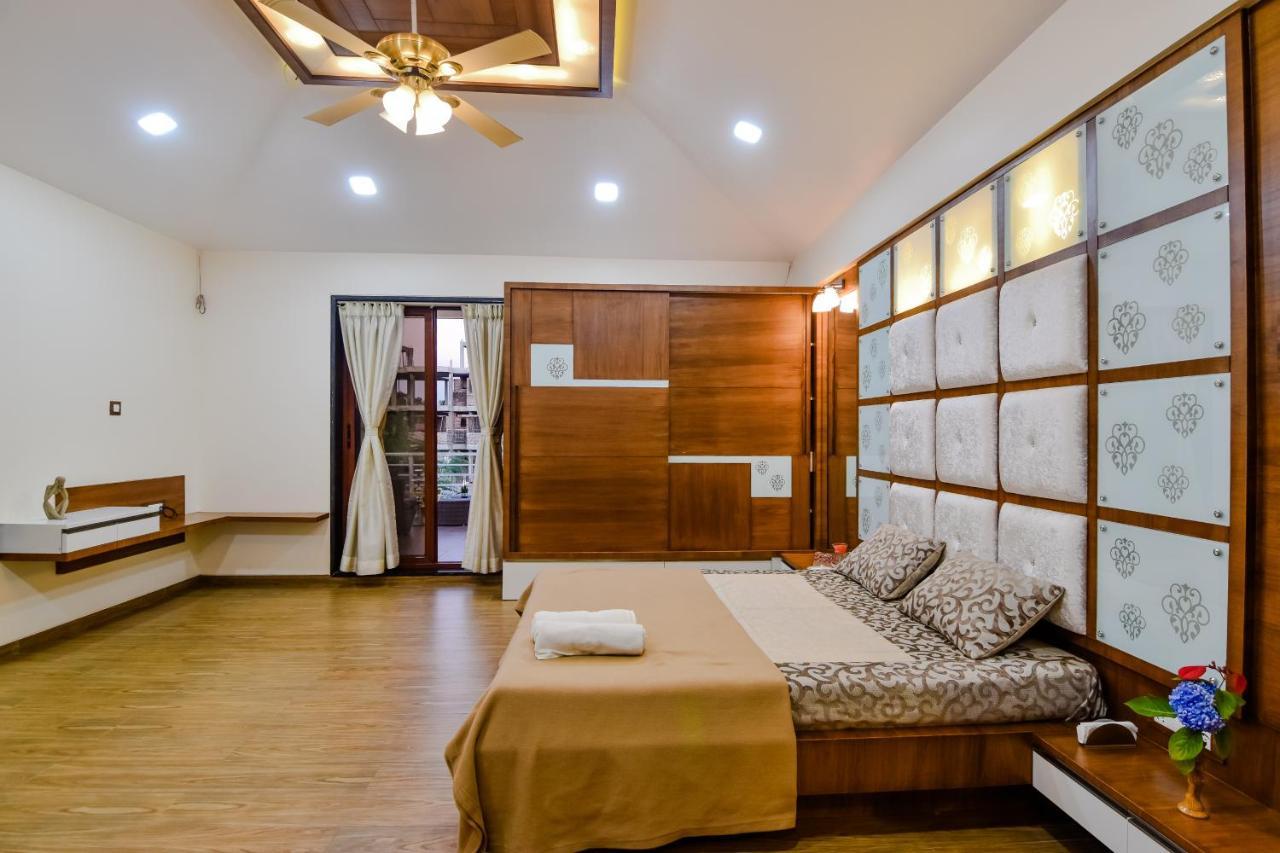 Lifeline Villas - Luxurious Taraangan 4 Mountain View Villa With Biggest Pool And Huge Open Area Lonavla Zewnętrze zdjęcie