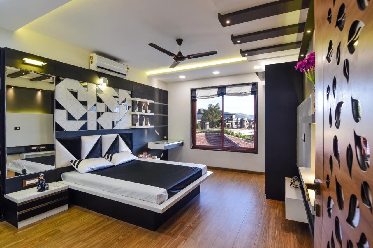 Lifeline Villas - Luxurious Taraangan 4 Mountain View Villa With Biggest Pool And Huge Open Area Lonavla Zewnętrze zdjęcie