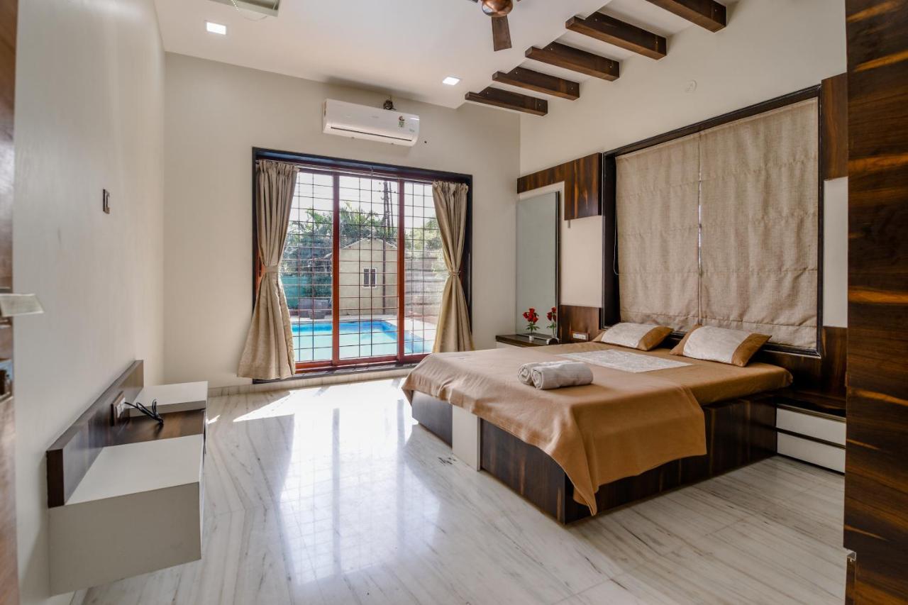 Lifeline Villas - Luxurious Taraangan 4 Mountain View Villa With Biggest Pool And Huge Open Area Lonavla Zewnętrze zdjęcie